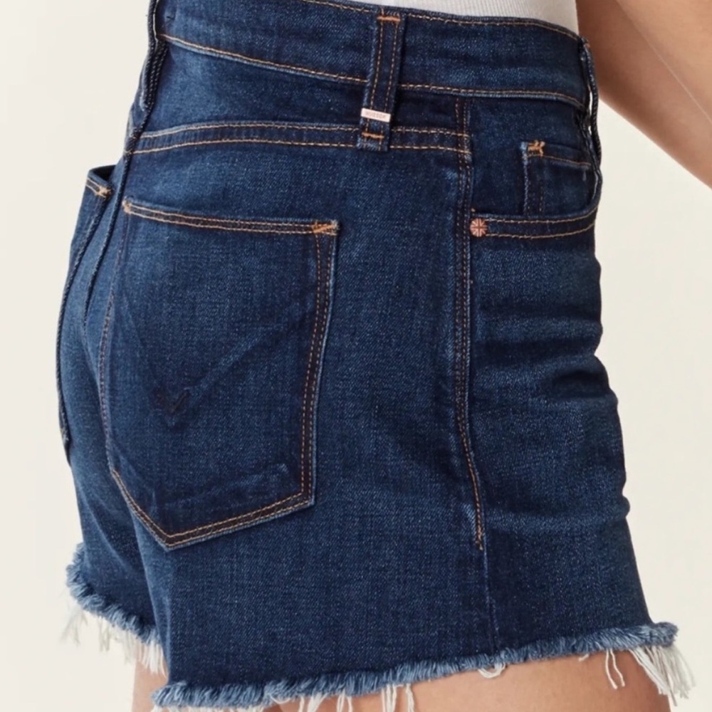 NWT Hudson Gemma shorts midrise cut off raw hem shorts size 23